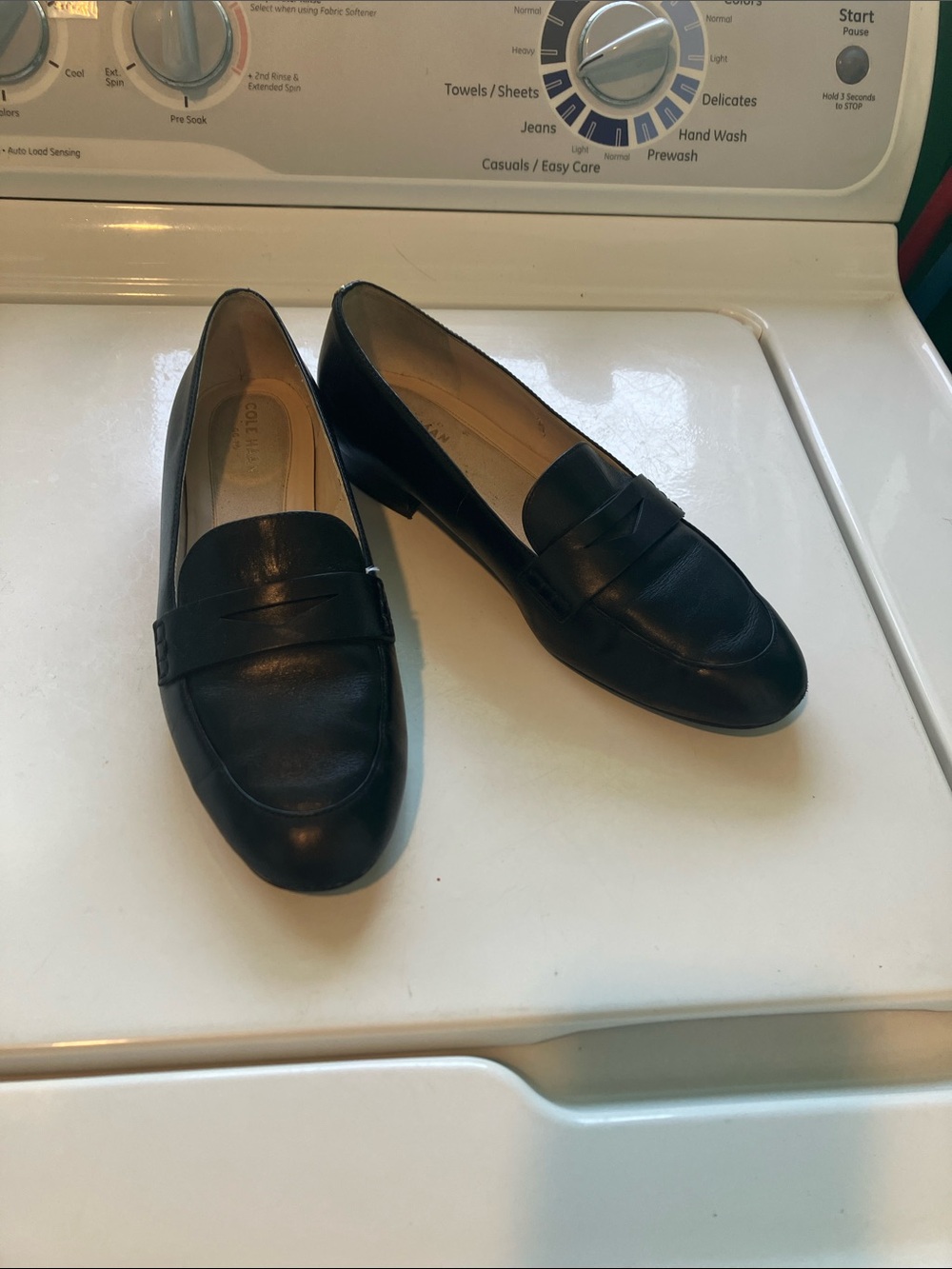 Cole Haan Black Leather Penny Loafers — 7.5b